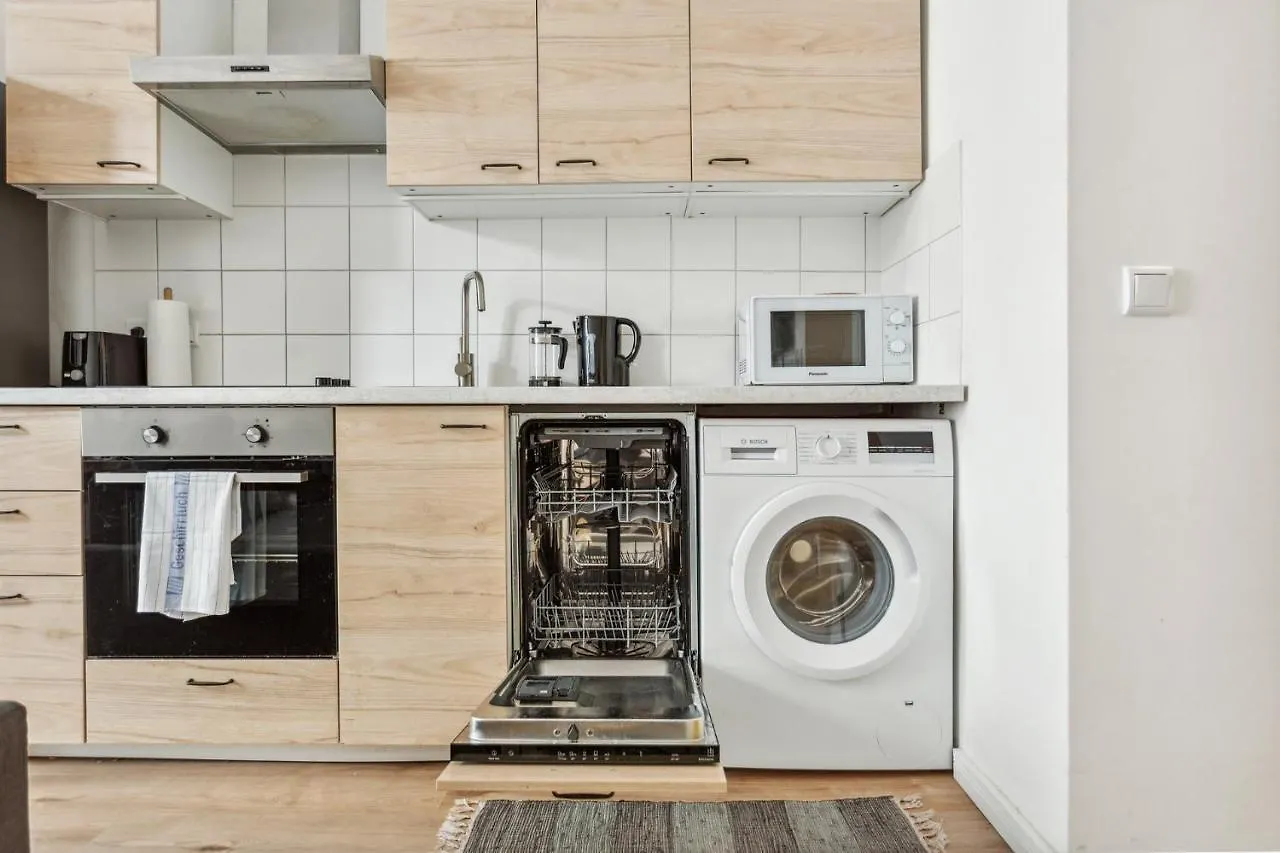 Beautiful 1 Bedroom Apartment In Charlottenburg Berlin 0*,