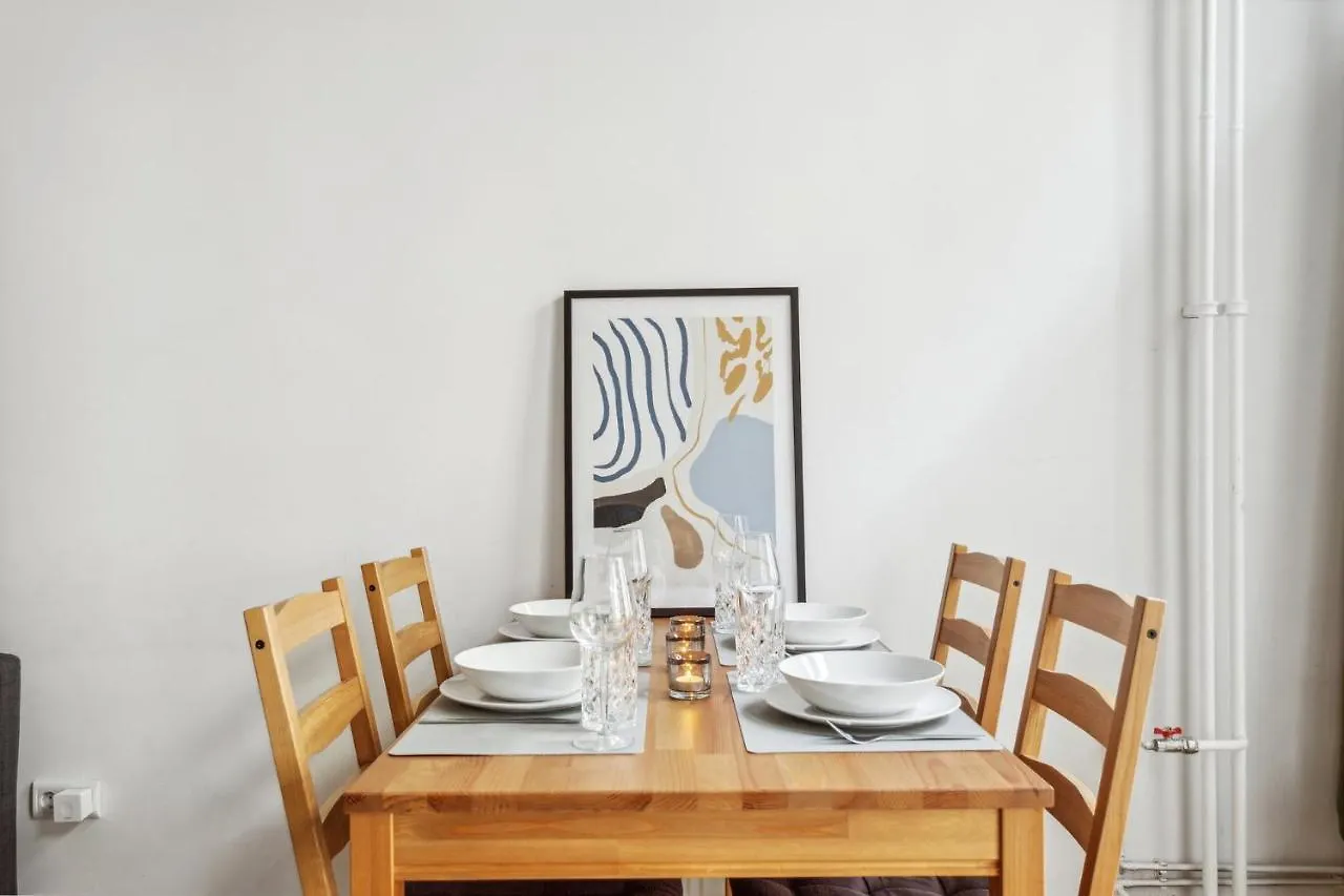 Beautiful 1 Bedroom Apartment In Charlottenburg Berlin